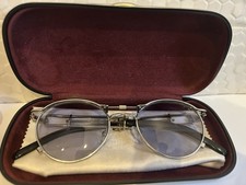 Custodia in metallo occhiali